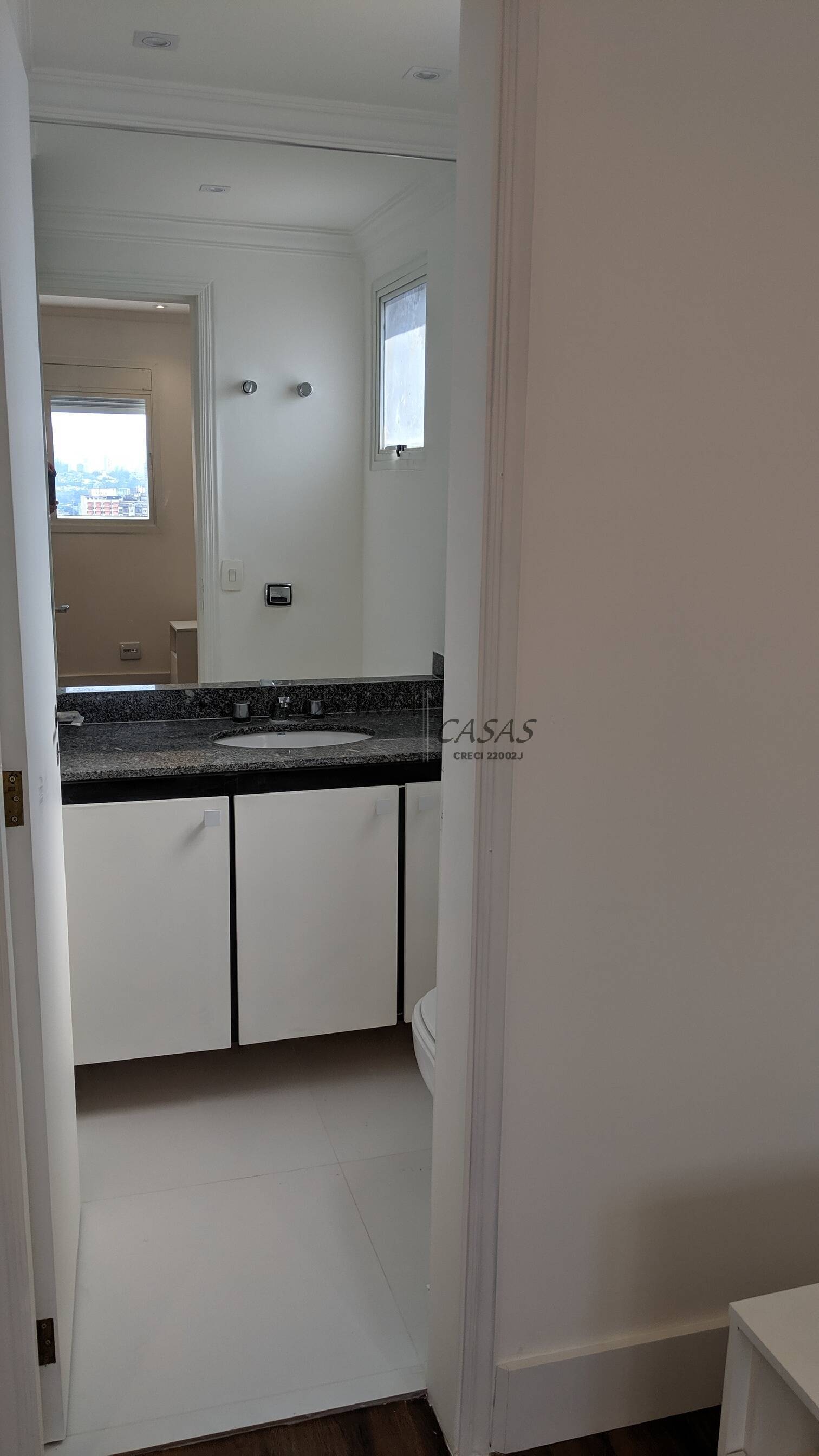 Apartamento à venda e aluguel com 3 quartos, 192m² - Foto 9